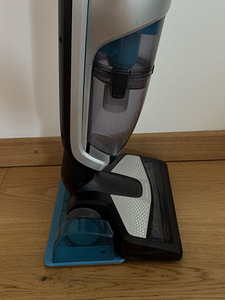 Philips PowerPro Aqua 3in1 juhtmeta tolmuimeja ja põrandapes (7 foto / 7)