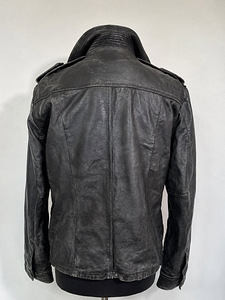 Кожаная куртка Superdry L (3 фото из 9)