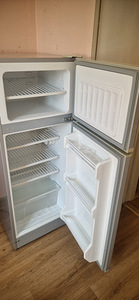 Холодильник HAIER (2 фото из 2)