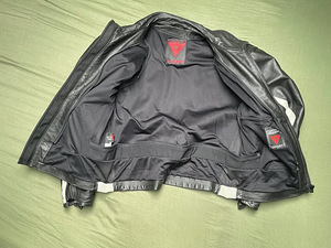Nahkjope Dainese L (3 foto / 3)