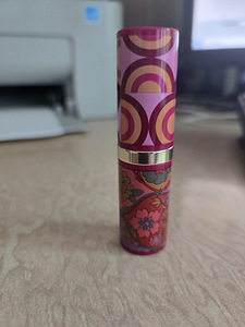 Новинка! Губная помада Estée Lauder (1 фото из 4)