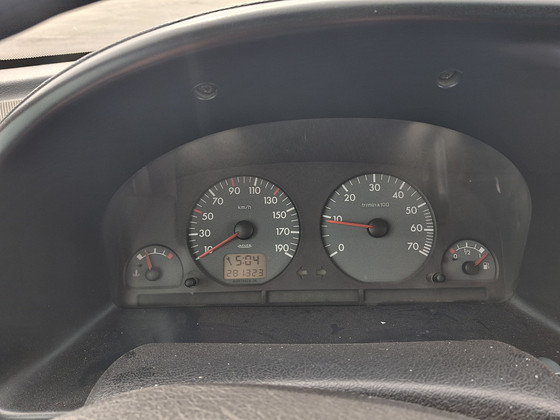 Автомобиль