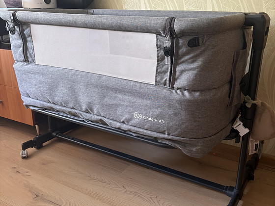 Laste voodi juurde käiv häll/​​maneež Kinderkraft grow neste