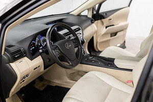 Lexus RX 450h HSD Executive 4WD гибрид E-CVT 3.5 183 кВт (6 фото из 15)