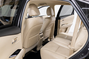 Lexus RX 450h HSD Executive 4WD гибрид E-CVT 3.5 183 кВт (8 фото из 15)