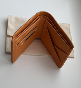Louis Vuitton Multiple Wallet , Tan (8 фото из 8)
