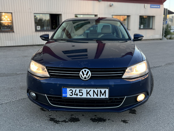 VW Jetta 2012 г., 1.4, автомат