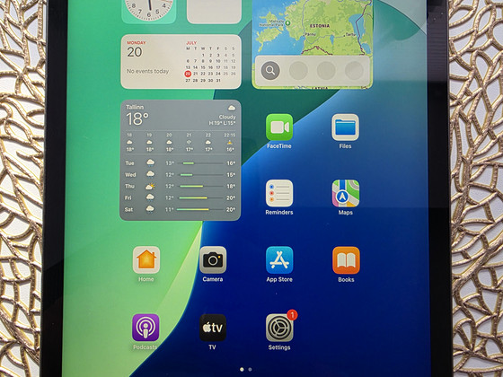 Apple iPad 8th gen wifi 32gb