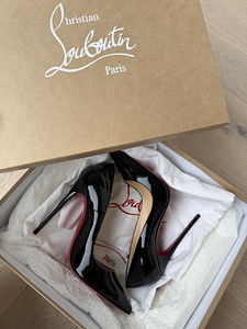 Туфли Christian Louboutin (1 фото из 6)