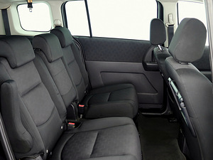 Mazda 5 Elegance ATM 2.0 107kW (7 фото из 8)