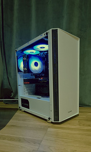 White Assassin! i5-8600K 6C/VEGA 64 8GB/16GB DDR4/ARGB/SSD (3 фото из 10)
