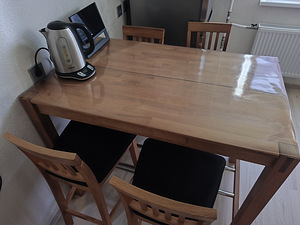 Müüa köögilaud koos toolidega (1 foto / 5)