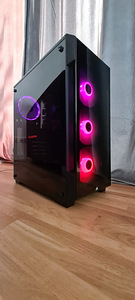 Black Assassin! i5-7500/VEGA 56 8GB/16GB DDR4/Corsair/SSD (1 фото из 8)