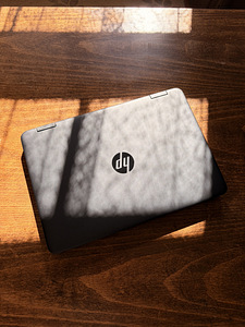 HP ProBook 640 G3 · i5 · 8GB · 512GB SSD · Windows 11 (2 foto / 4)