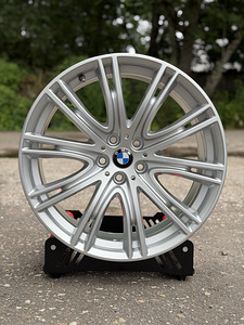 20" оригинальные диски BMW Style 759i 5x112 + датчики (1 фото из 10)