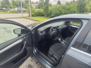 Škoda Octavia (3 фото из 10)