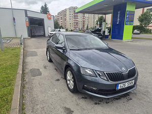 Škoda Octavia (9 фото из 10)