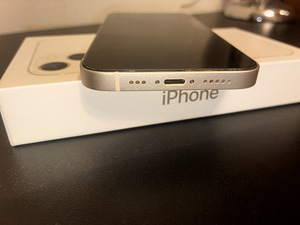 iPhone 13 (4 фото из 7)