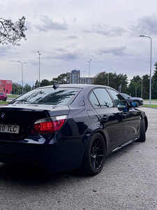 BMW E60 535d (10 foto / 14)