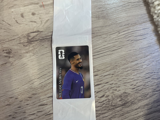 William Saliba (FRA) jalgpallikleebis