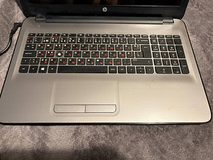 Ноутбук HP (3 фото из 5)