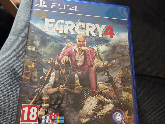 Комплект игр для PS4 (5 популярных игр)