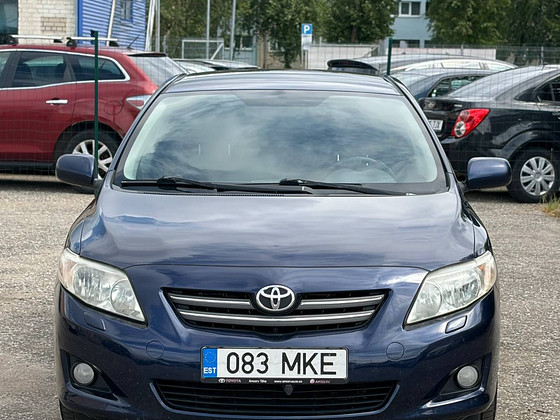 TOYOTA COROLLA