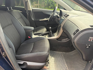 TOYOTA COROLLA (8 фото из 8)