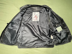 Кожаный жилет Biker L (3 фото из 7)