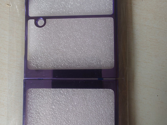 Ümbris Flip 4