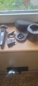 Бритва Philips (2 фото из 3)