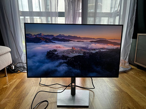 Монитор Dell UltraSharp U3223QE 32” 4K с USB-C хабом (1 фото из 4)