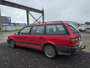 Volkswagen Passat Variant 1.8 66kW (4 фото из 7)