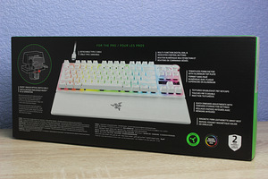 Razer Huntsman V3 Pro TKL White 8K Hz (3 фото из 3)