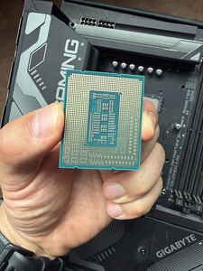 Intel Core i7-14700KF | Ostetud 12.2025, garantii, nagu UUS (1 foto / 4)
