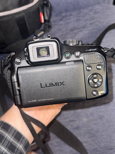 Kaamera Panasonic Lumix DMC-FZ200 (3 foto / 4)
