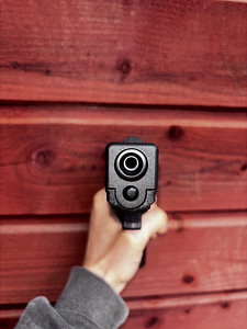 Official Glock 17 Gen 4 Airsoft (Umarex) (5 foto / 7)