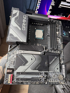 GIGABYTE Z790 GAMING X AX | Väga heas seisukorras (1 foto / 5)