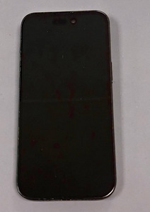 Apple iPhone 15 256Gb Black v heas korras (2 foto / 2)
