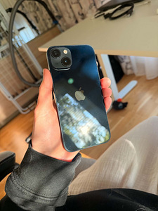 iPhone 13 128GB (2 фото из 4)