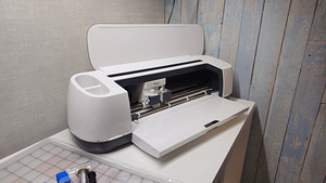Продаётся Cricut Maker (6 фото из 6)
