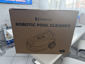 Robottolmuimeja basseini automaatseks puhastamiseks. (1 foto / 1)