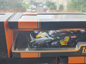 1:43 mercedes amg gt3 (ixo) (2 foto / 4)