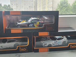 1:43 mercedes amg gt3 (ixo) (3 foto / 4)