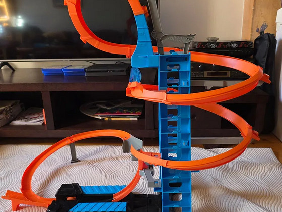 Hot Wheels Sky Crash Tower