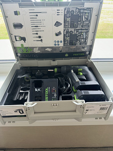 Festool CXS (2 фото из 3)