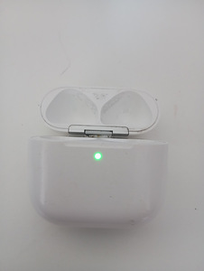 Чехол для Apple airpods4 ANC (2 фото из 3)