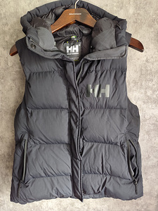 Жилетка H&H (1 фото из 3)
