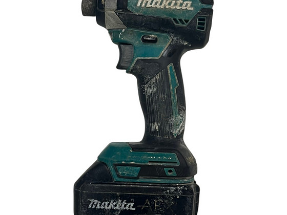 Akulöökkruvikeeraja Makita DTD153 + 5ah