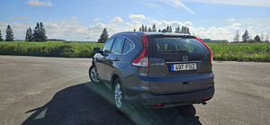 Honda CR-V (3 фото из 6)